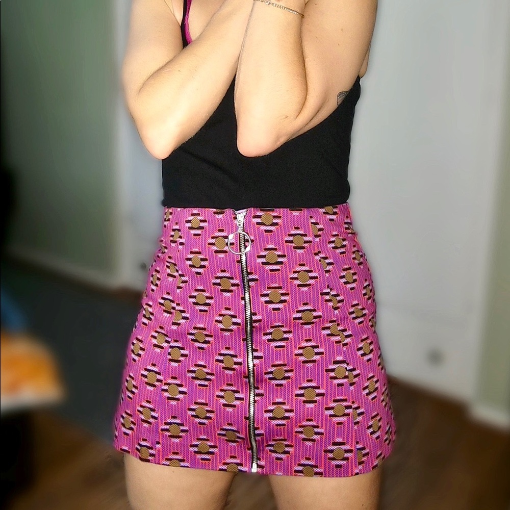 Retro print zip up mini skirt